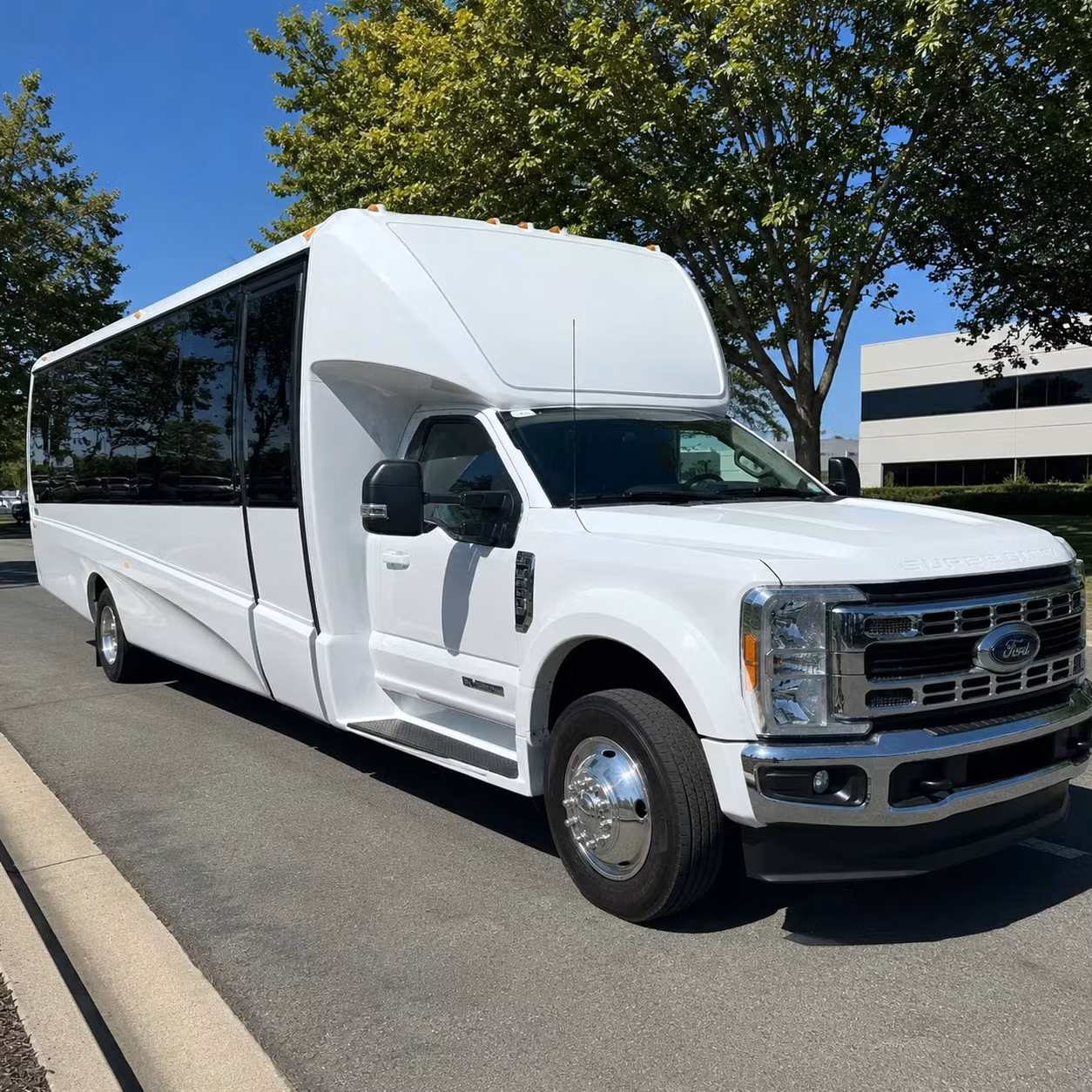 15 passenger minibus