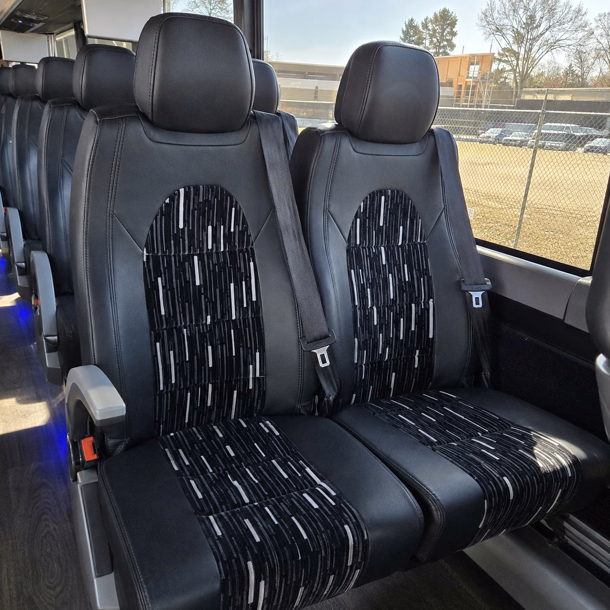 charter buses for large memphis weddings with big guest counts