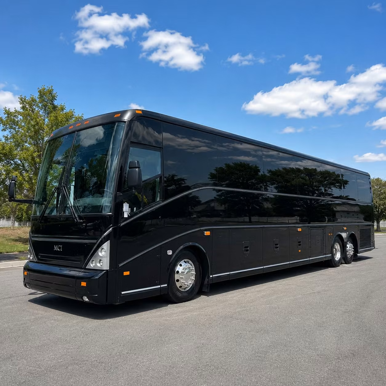 corporate shuttle services between memphis hotels and the cook convention center
