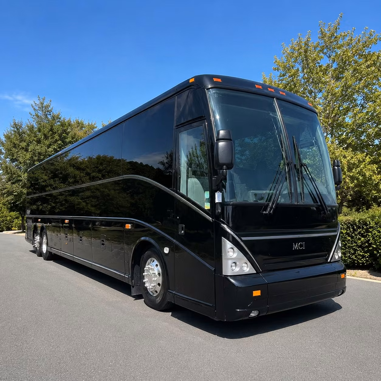 employee commuter shuttles for memphis corporate campuses