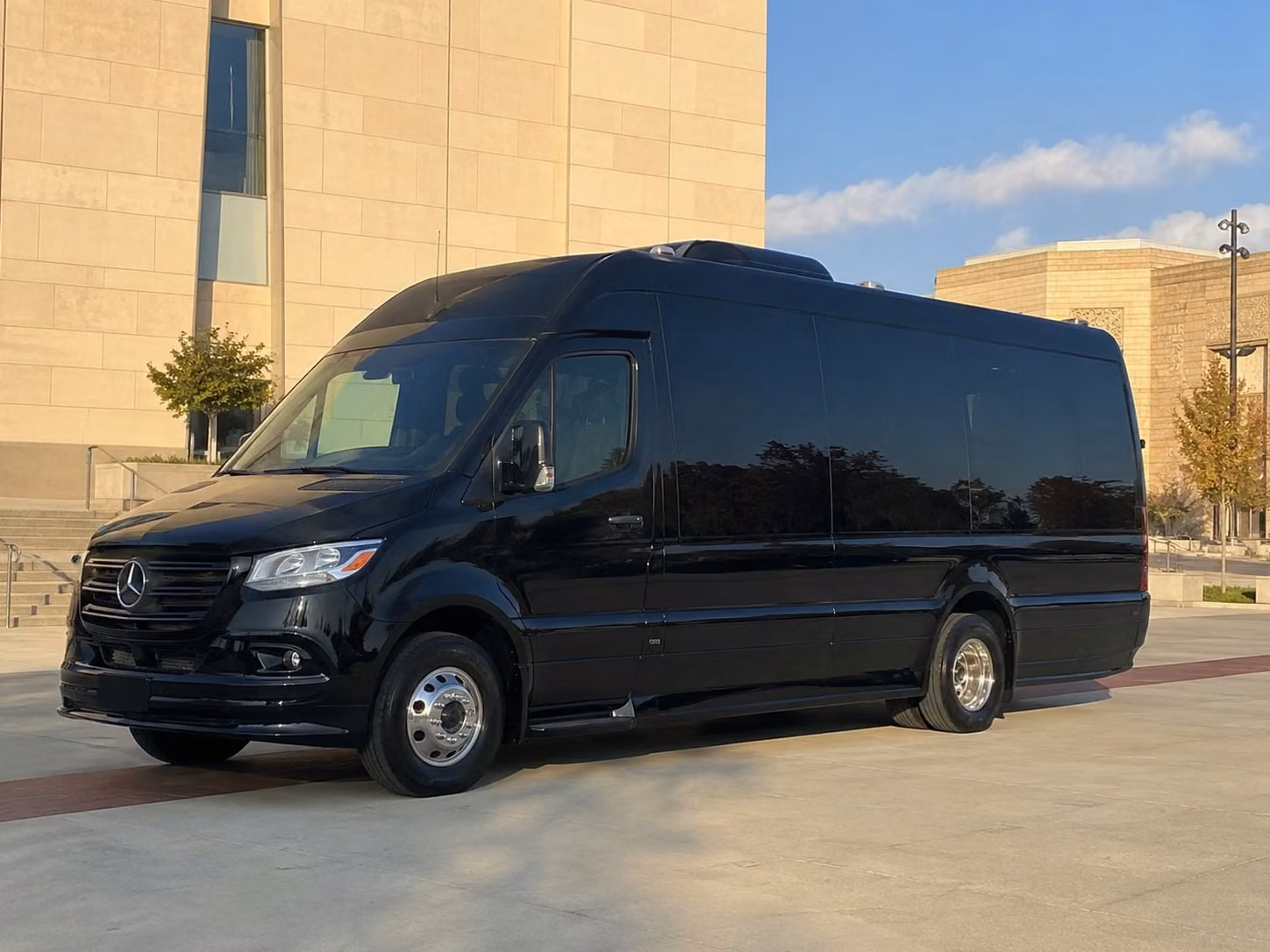 sprinter vans and minibuses for intimate memphis wedding parties